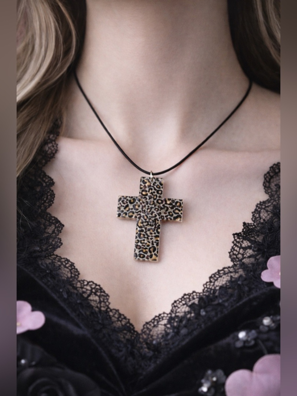 Necklace New Cheetah Print Cross Necklace